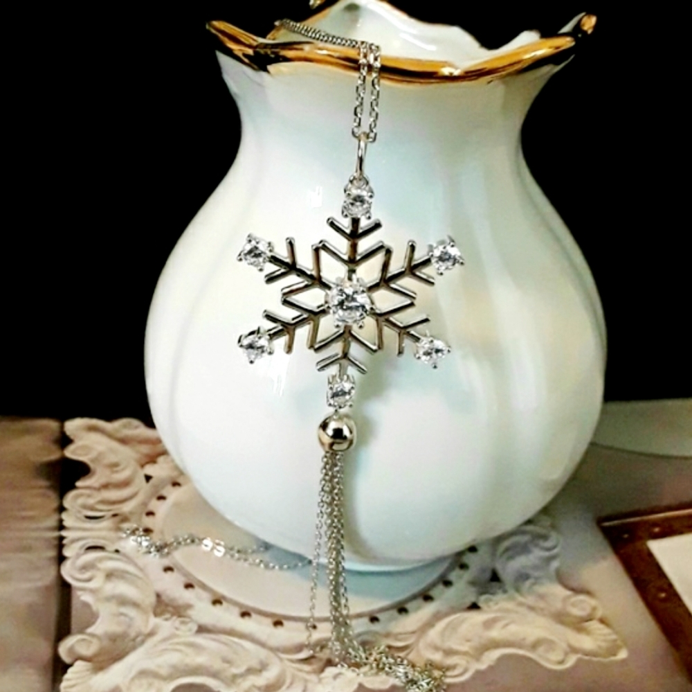 NEW S925  Long Sterling Silver  Snowflake Necklace